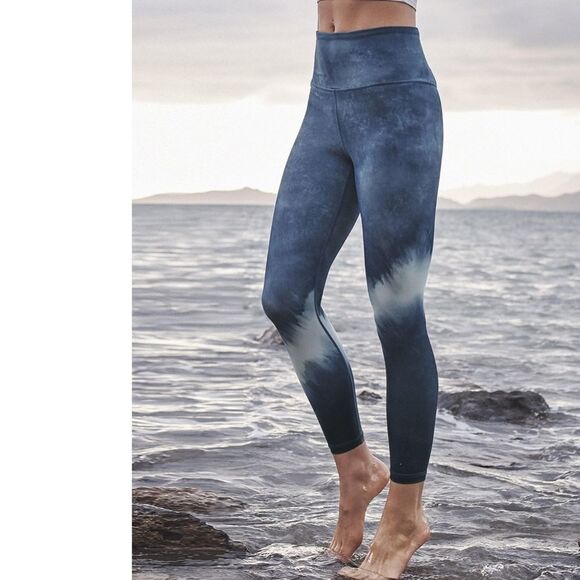 ATHLETA Watercolor Elation 7/8 Tights Leggings S - Picture 1 of 8